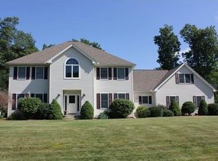 23 Victoria Ln, Wilbraham, MA 01095