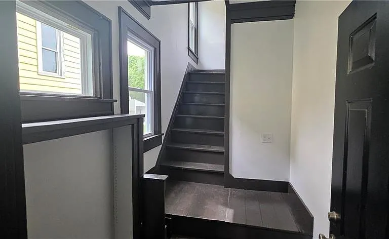 804 Work Dr — Photo 4