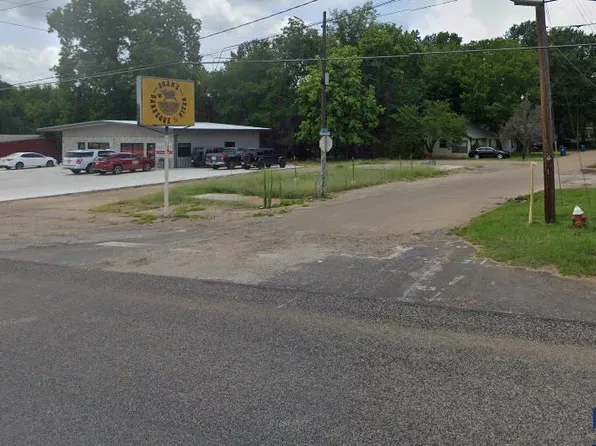 900 Linda Dr, Daingerfield, TX 75638