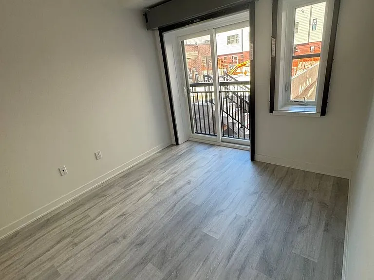 15100 Yonge St W #224 — Photo 6