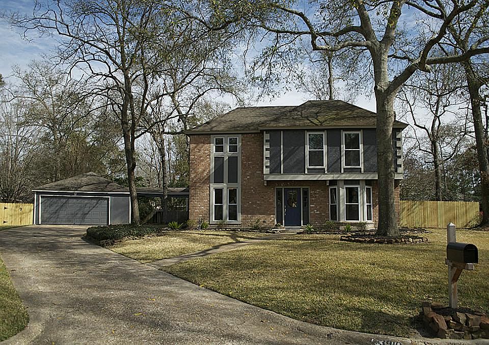 1st image of 3910 Holly Green Ct