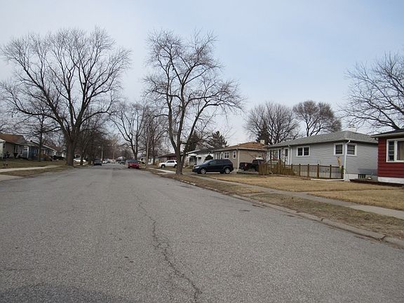 5th image of 7642 Grand Ave