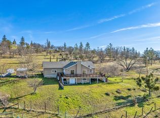 924 W Linn Rd, Eagle Point, OR 97524