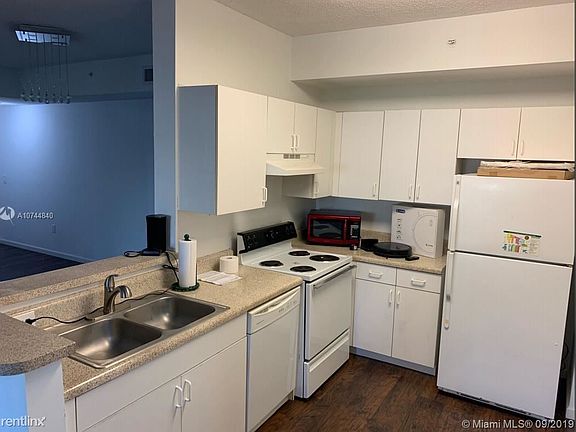 2nd image of 6968 SW 39th St