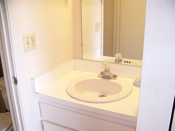 4th image of 1103 Cypress Gardens Blvd APT 50