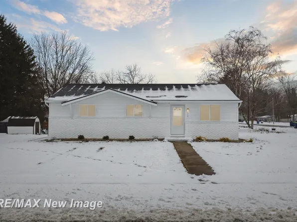 3580 Mack Rd, Saginaw, MI 48601