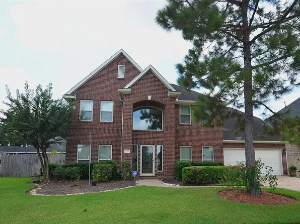 1504 Pine Grove Ln, Pearland, TX 77581