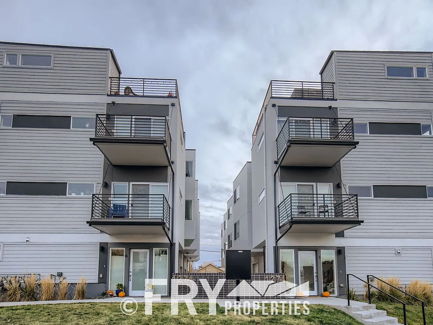 New Condo in South Sloan's Lake — Photo 1