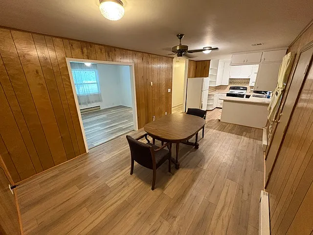 928 N Griffin Ave — Photo 4
