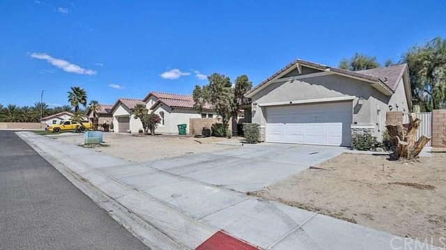 1st image of 53720 Slate Dr