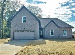1349 Summer Station Dr, Chapel Hill, TN 37034