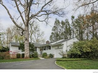 21 Whitewood Rd, White Plains, NY 10605