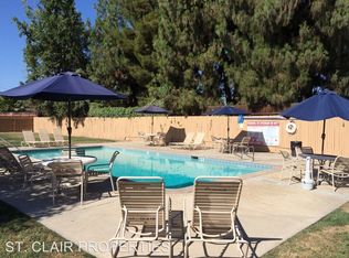 117 Real Rd APT 5, Bakersfield, CA 93309