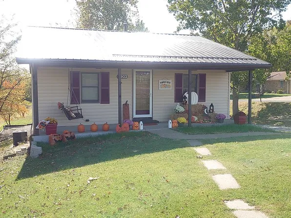 2902 State St, Chester, IL 62233