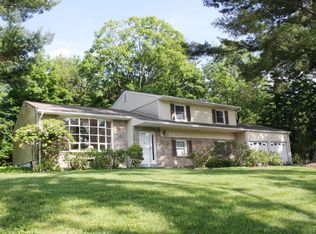 10 Valley Rd, Carmel, NY 10512