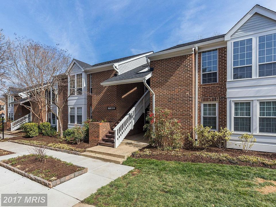 1st image of 2602H S Arlington Mill Dr #8