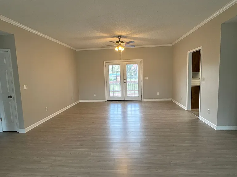 718 Doak Rd — Photo 6