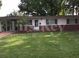 2440 Parker Rd, Florissant, MO 63033