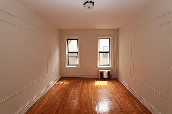 2nd image of 555 Ovington Ave #B44