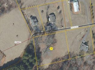 9999 Hicks Rd, Burnsville, NC 28714