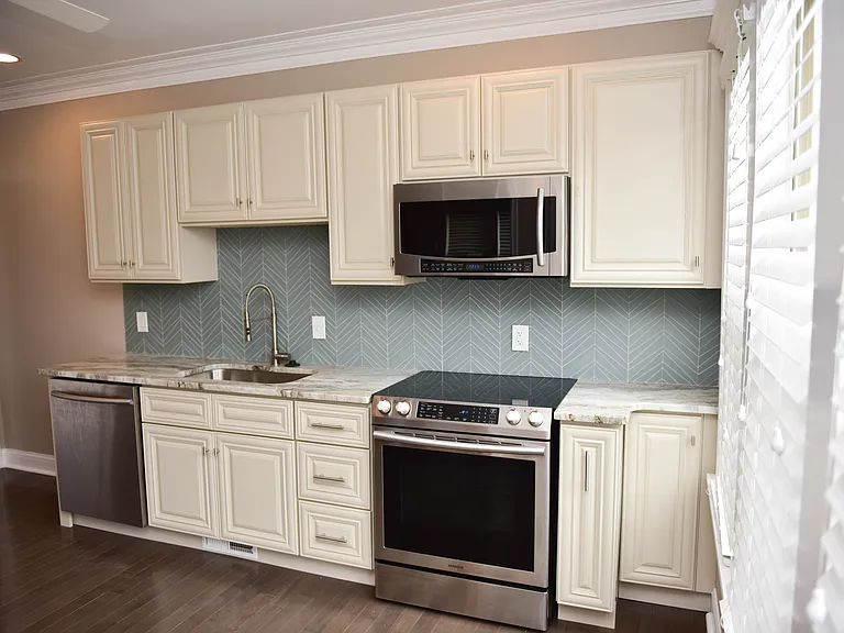 3714 Lincoln St #1 — Photo 6