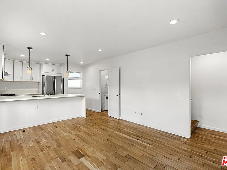 838 Hilldale Ave — Photo 7