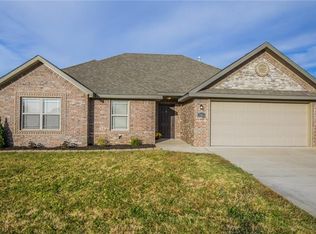 606 Blair Cir, Pea Ridge, AR 72751