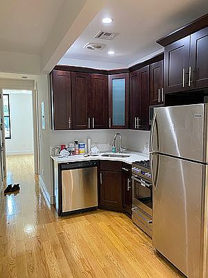 5th image of 1423 De Kalb Ave #2