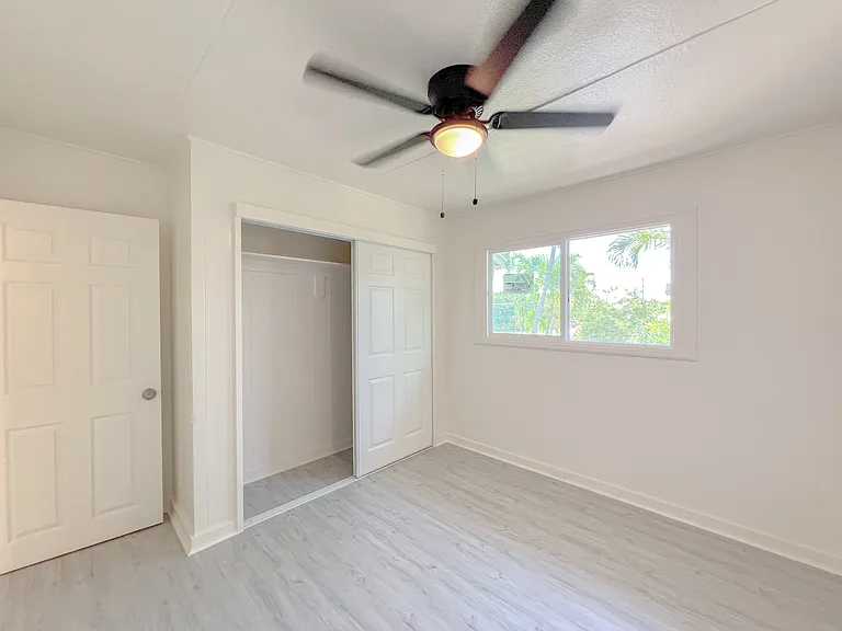 84-290 Makaha Valley Rd #B — Photo 14