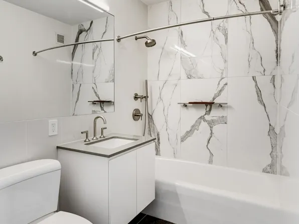 101 West End Avenue 15B image 3 of 24