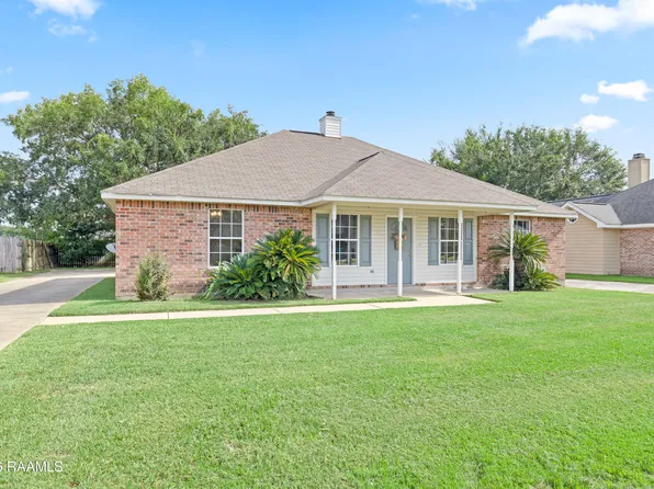 213 Sundown Dr, Broussard, LA 70518