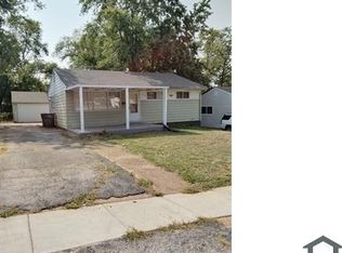 7740 Dartmoor Dr, Saint Louis, MO