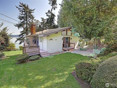 2823 SE Camano Dr, Camano Island, WA, 98282