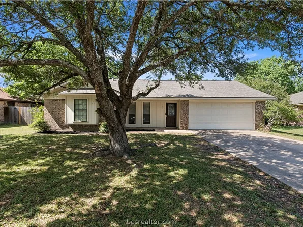 1103 Austin Ave, College Station, TX 77845