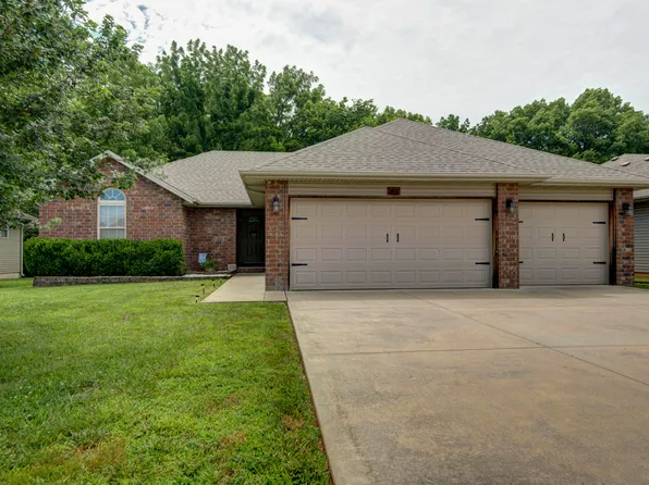 2037 S Fisk Avenue, Springfield, MO 65807