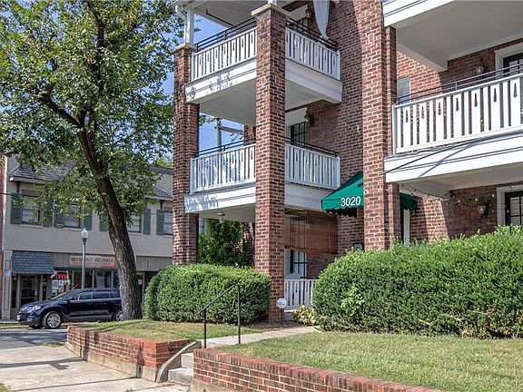 3rd image of 3020 Patterson Ave #U11