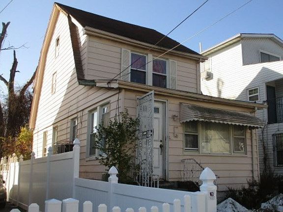 2nd image of 219-28 130th Dr
