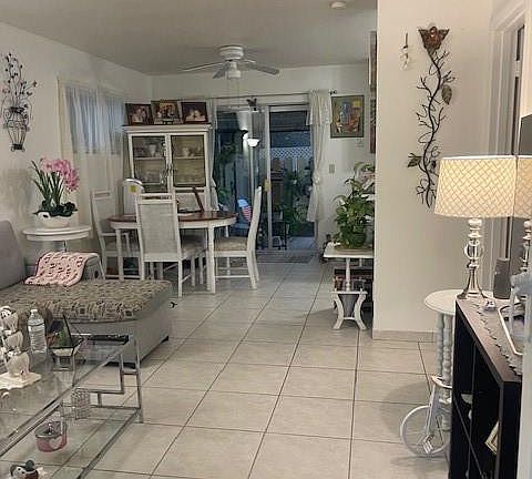 3rd image of 2241 Monroe Street #1