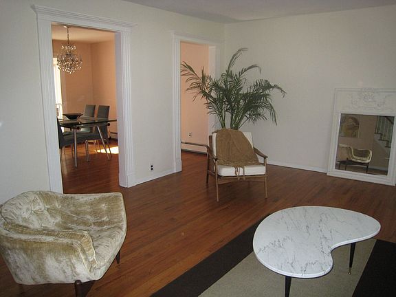 5th image of 80 Palmer Dr