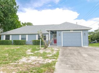 1735 20th Pl SW, Vero Beach, FL 32962