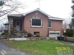 3384 Melvin Ave, Rochester Hills, MI 48307