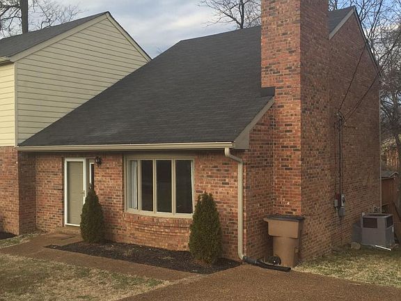 3rd image of 111 Guill Ct