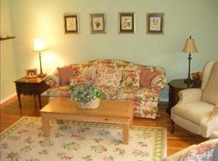 1864 Monroe Ave, Bellmore, NY 11710