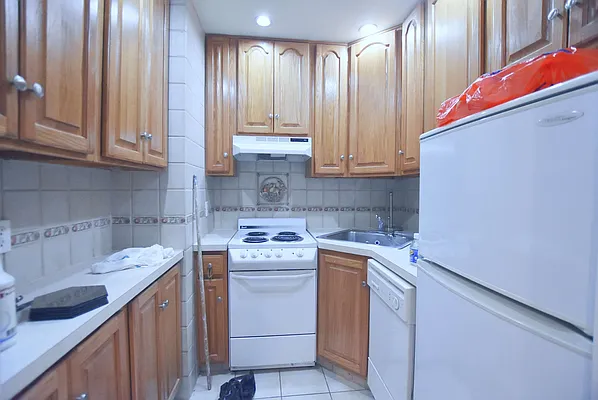 Rented by Bold New York | media 8