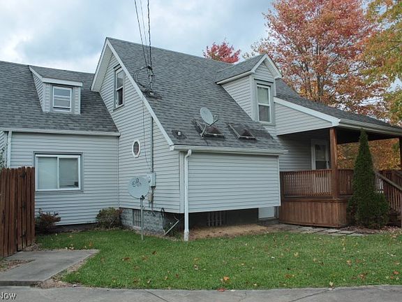 3rd image of 4821 Hiram Ave NW