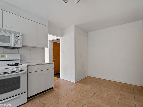 2nd image of 8912 Bronx Ave #1B