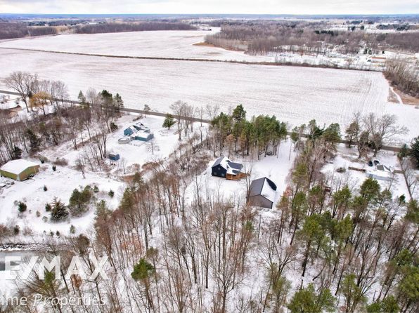 3191 W Lake Rd, Clio, MI 48420