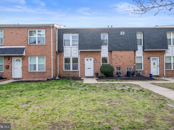 2021 Harbour Dr, Palmyra, NJ 08065