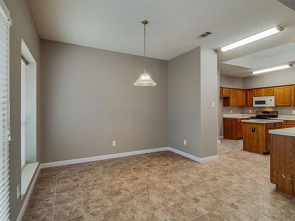 4th image of 3105 Brewton Dr