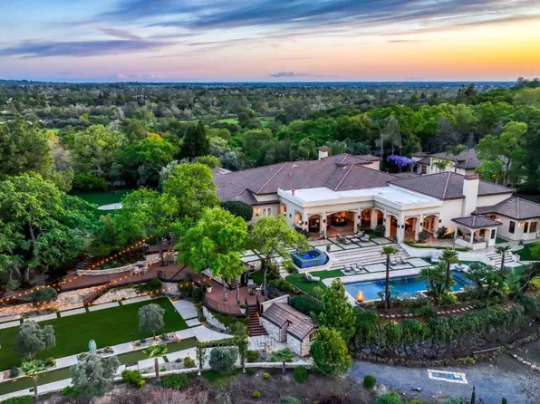 5687 Ridge Park Dr, Loomis, CA 95650